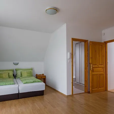 Balaton Vendeghaz Guest house
