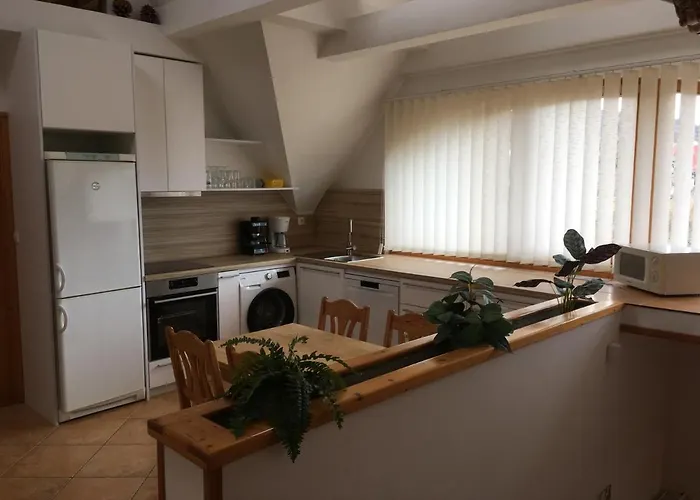 Balaton Vendeghaz 3* Balatonfured